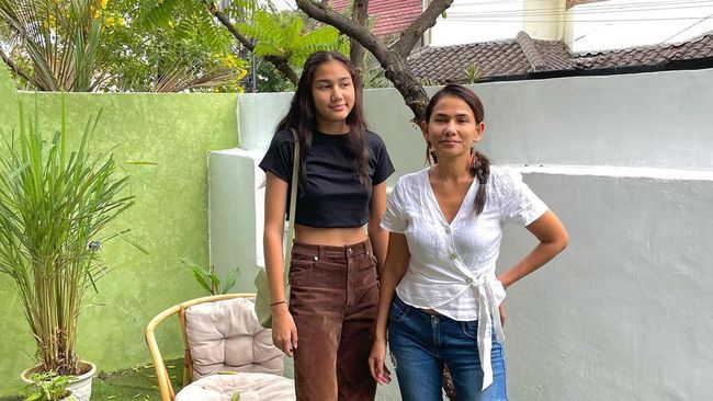 Sempat Tinggal di Belanda, Intip 7 Potret Nova Eliza dan Sang Putri yang Tinggi&nbsp;Semampai