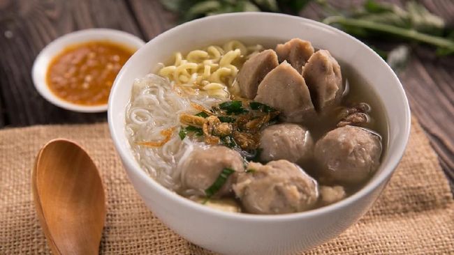 Kisah Mantan Pegawai Bank Jadi Penjual Bakso di&nbsp;Amerika