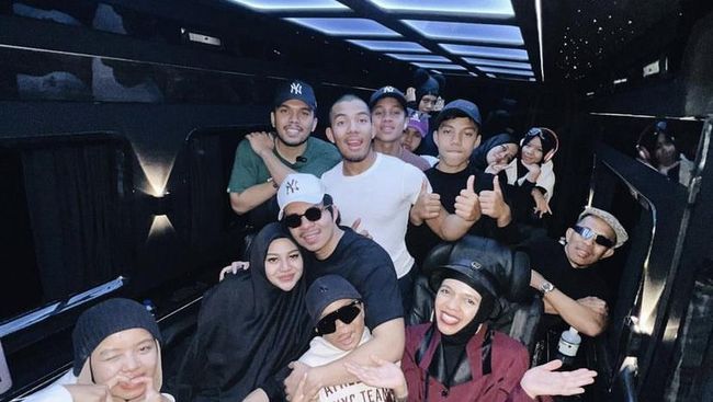 Jawaban Ibunda Atta soal Pendidikan Anak-anak Gen Halilintar yang Dipertanyakan&nbsp;Netizen