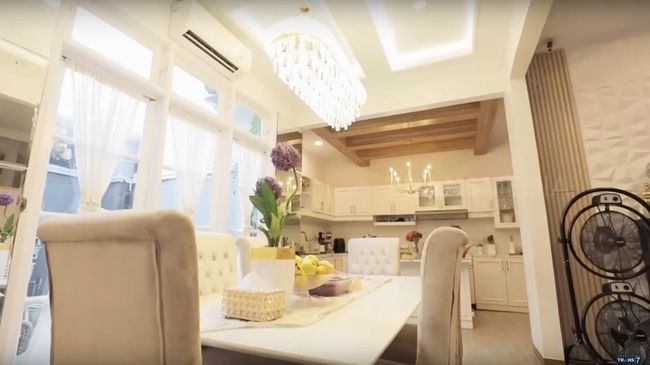 Terpopuler: Potret Indahnya Rumah Fadli&nbsp;Akhmad