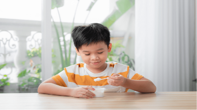 Manfaat Yogurt untuk Snack Time Anak, Bisa Bantu Tingkatkan Kualitas Tidur Si&nbsp;Kecil