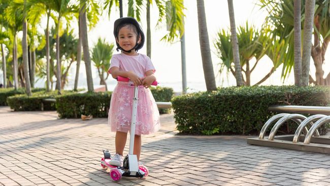 5 Manfaat Mainan Skuter untuk Balita, Salah Satunya Bangun Percaya Diri&nbsp;Anak