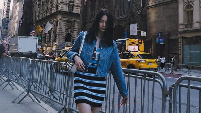 5 Potret OOTD Laura Basuki, Simpel tapi Tetap&nbsp;Stylish