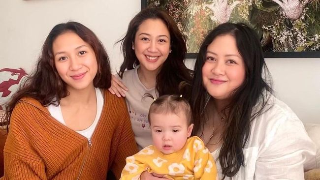 5 Potret Terbaru Sherina Munaf Liburan Bareng Sang Kakak dan Adik di&nbsp;Australia