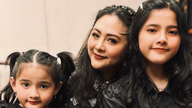 Menuju Remaja, 5 Potret Anak Pertama Audy Item dan Iko Uwais yang Semakin&nbsp;Cantik